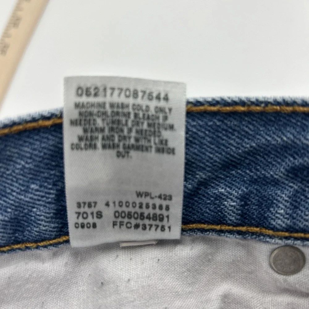Levis cotton blue zipper